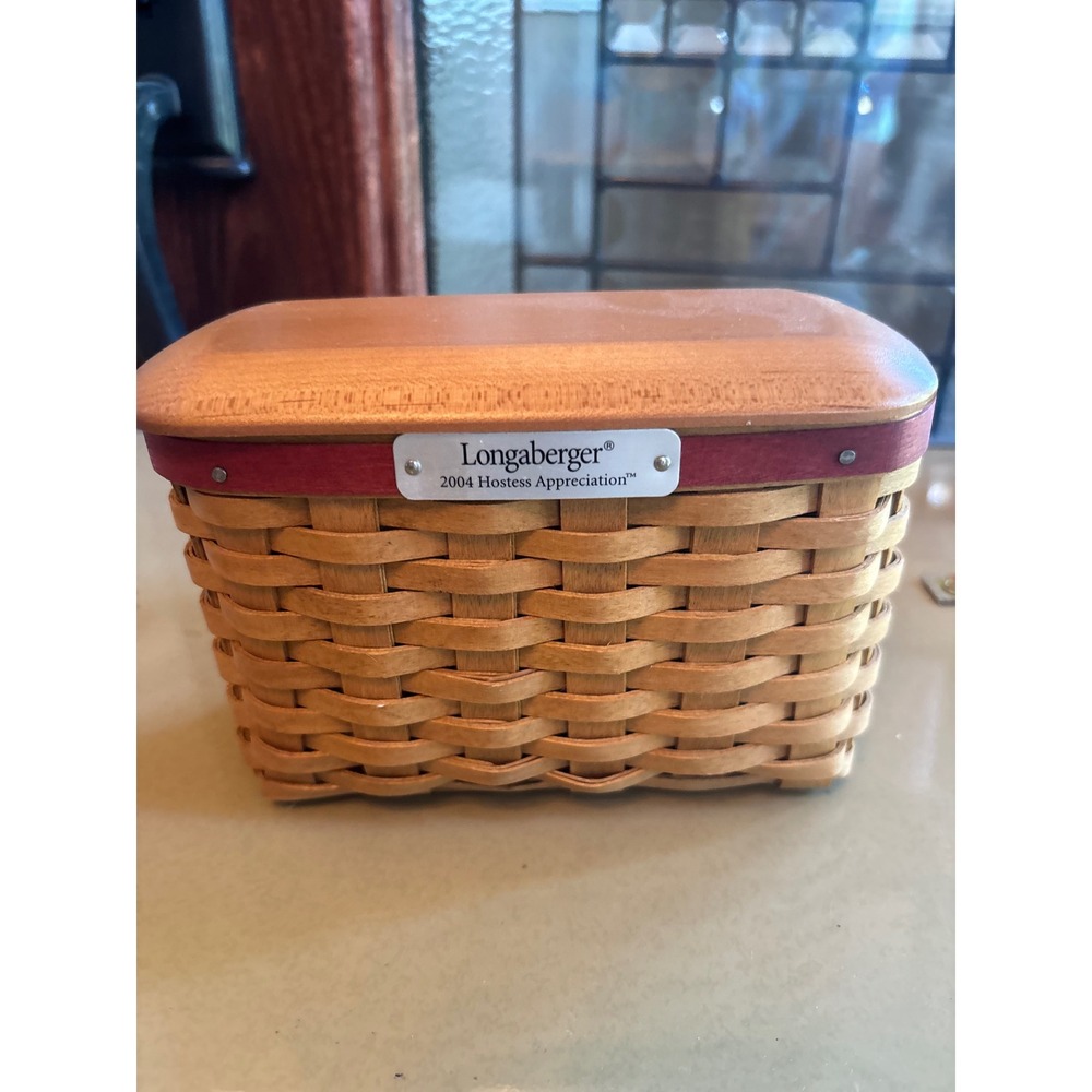 Longaberger 2004 Hostess Appreciation Basket with Wood Lid Liner and Protector
